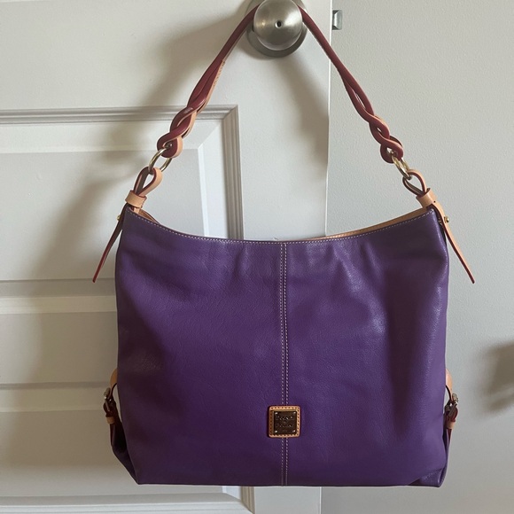 Beautiful eye-catching Purple Dooney&Burke - Picture 5 of 10